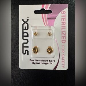 NEW Studex April birthstone gemstone
crystal diamond stud earrings ear piercing